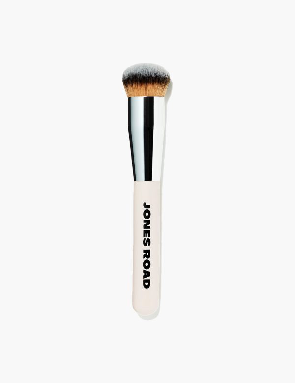 JonesRoad_EverythingBrush_01-1